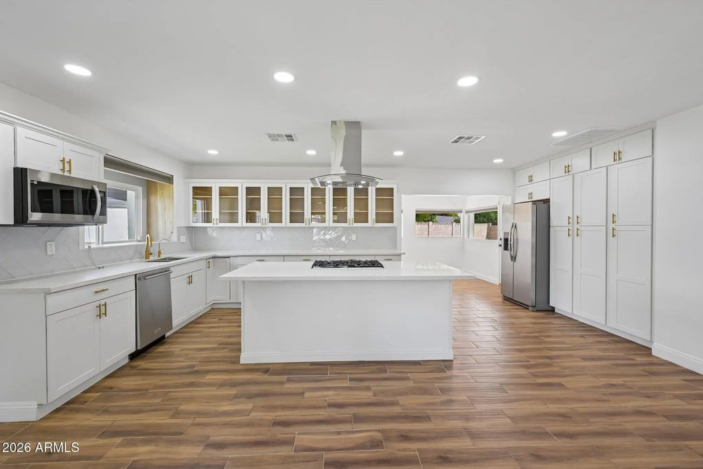 1121 W Bethany Home Road, Phoenix