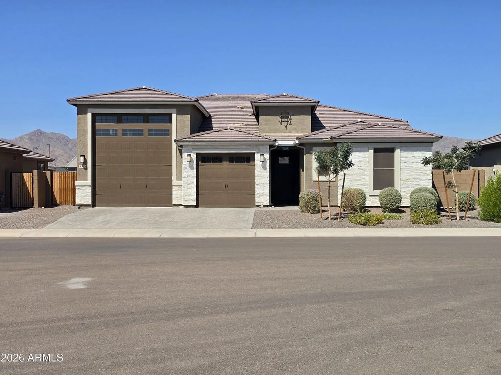8310 N 186th Avenue, Waddell