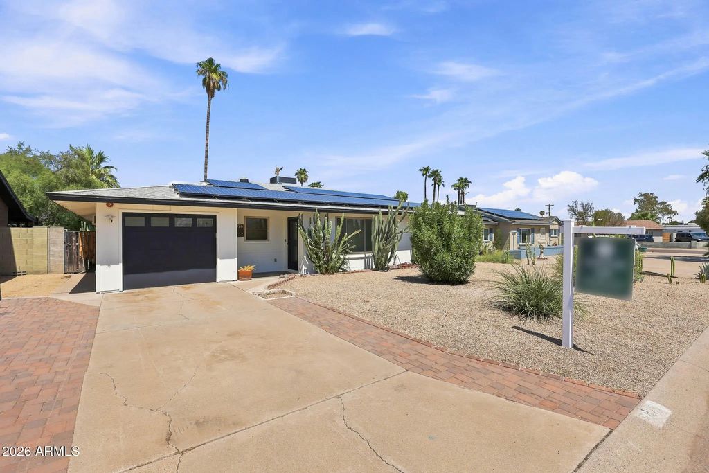 6826 E Edgemont Avenue, Scottsdale