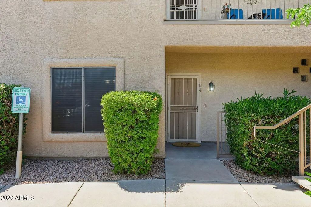 13818 N Saguaro Boulevard (unit 104), Fountain Hills