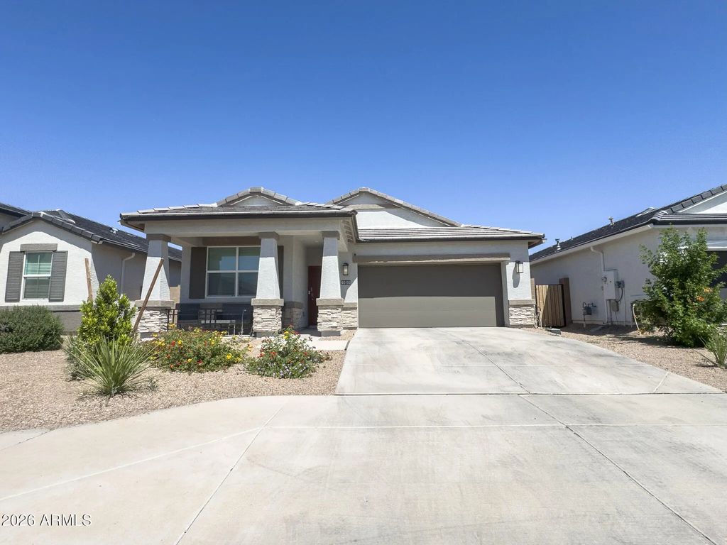 40110 W Shaver Drive, Maricopa