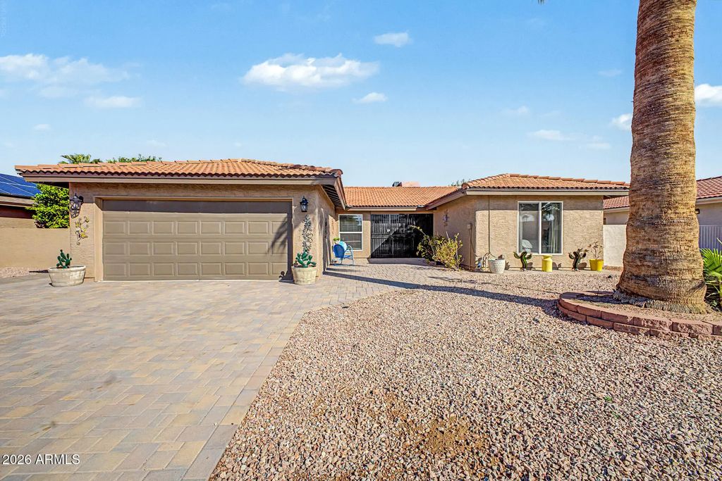 25861 S New Town Drive, Sun Lakes