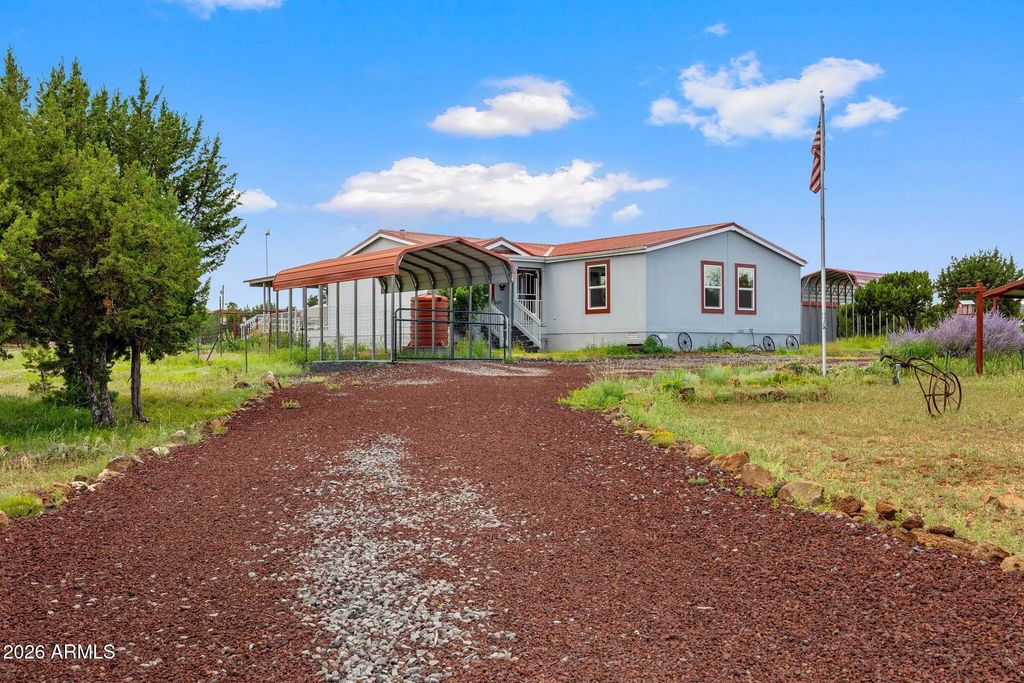 68 Charlene Drive, Concho