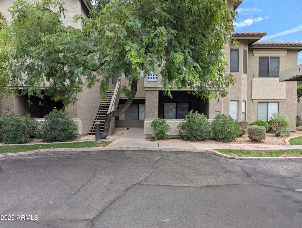 9600 N 96th Street (unit 124), Scottsdale