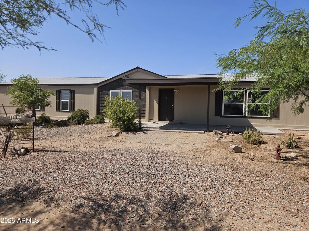 56073 W Palillo Drive, Maricopa