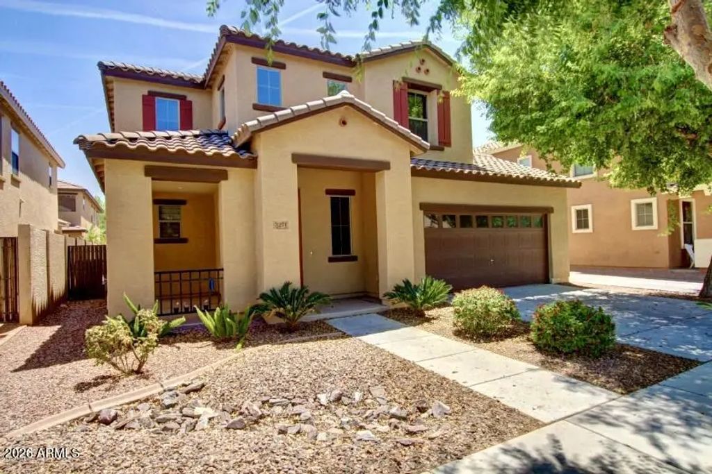 3271 E Carla Vista Drive, Gilbert