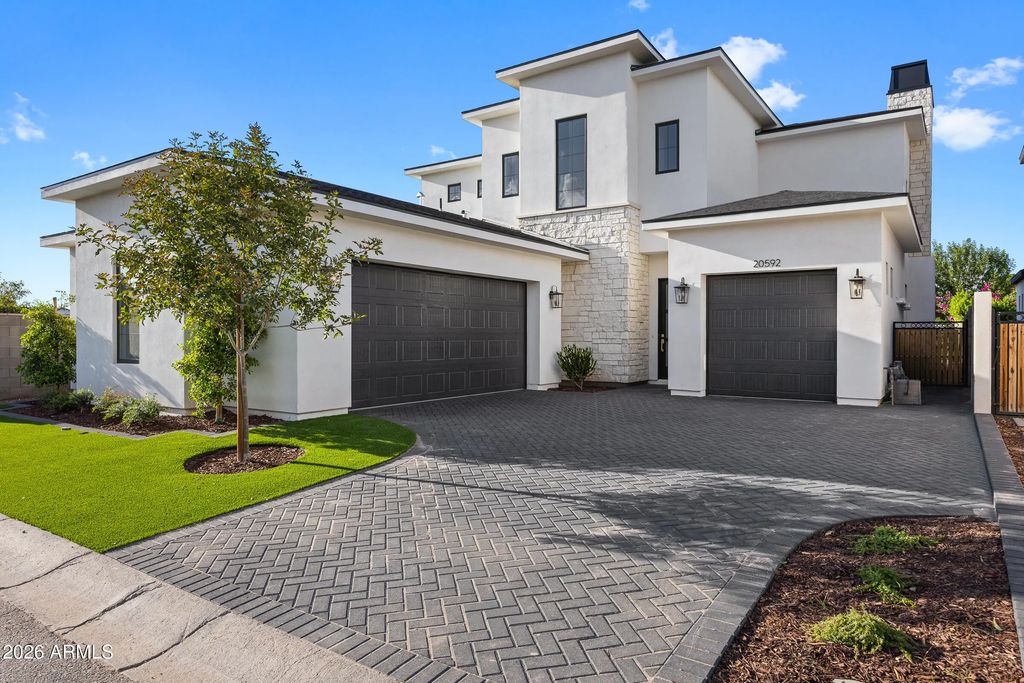 20592 E Natalie Way, Queen Creek