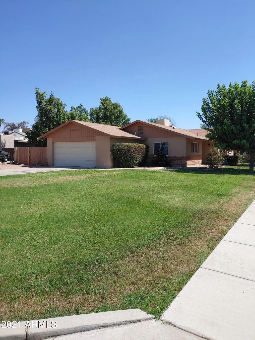 305 S Monterey Street, Gilbert