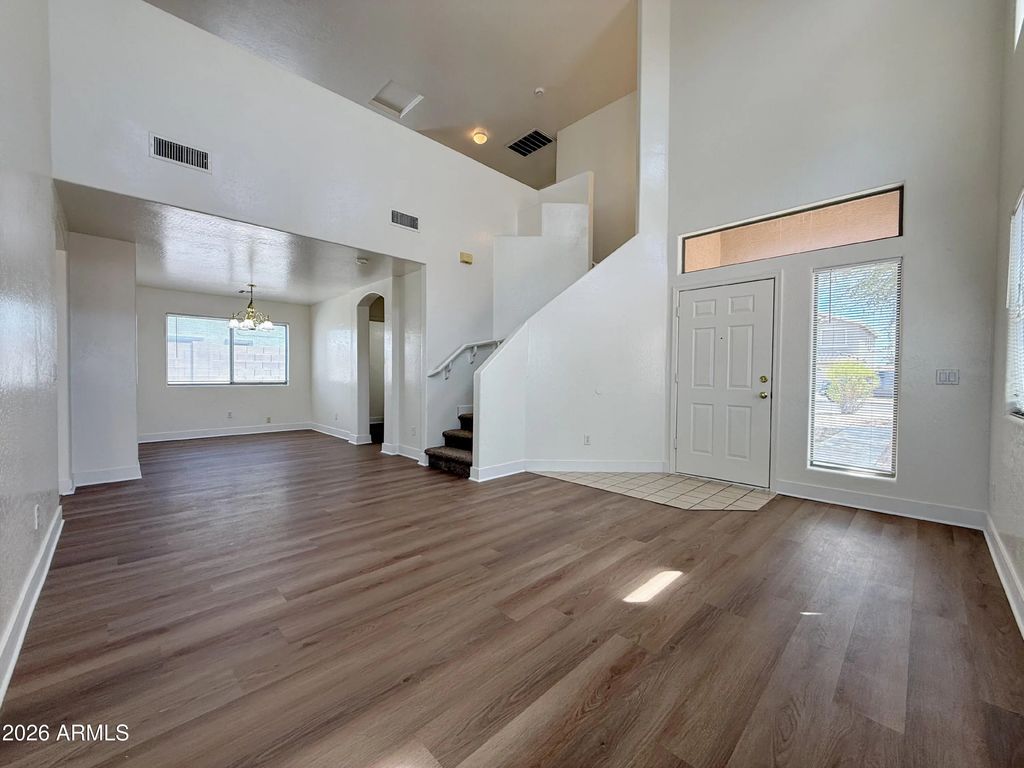 7036 N 77th Drive, Glendale