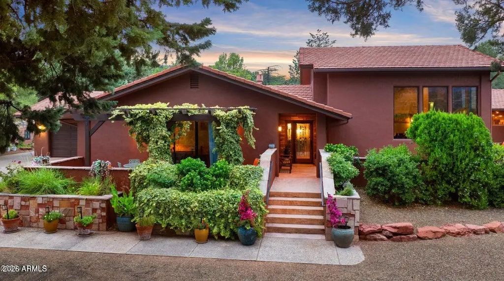 285 Navajo Trail, Sedona