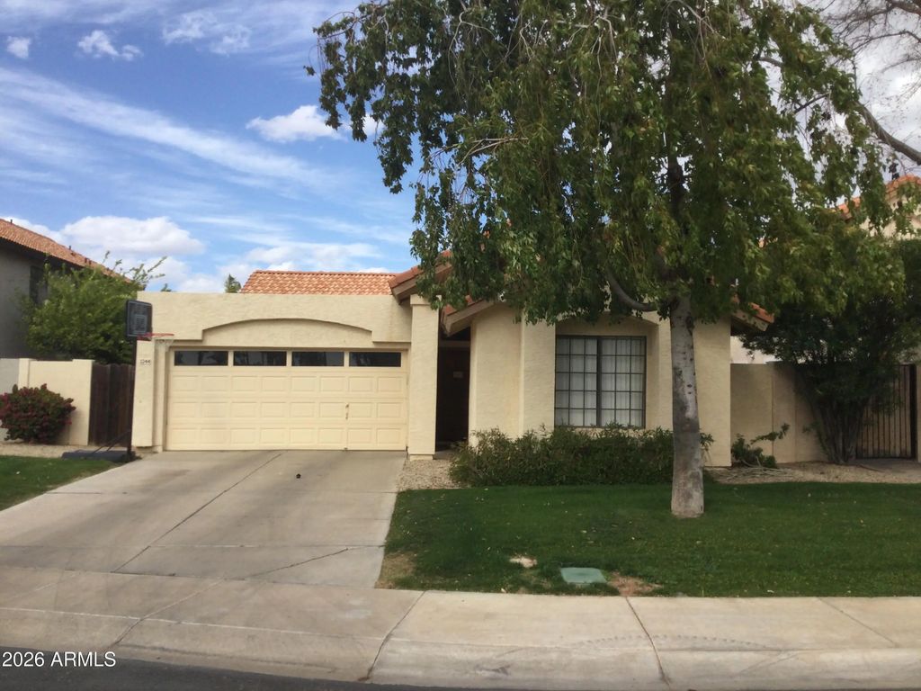 1244 W Sand Dune Drive, Gilbert