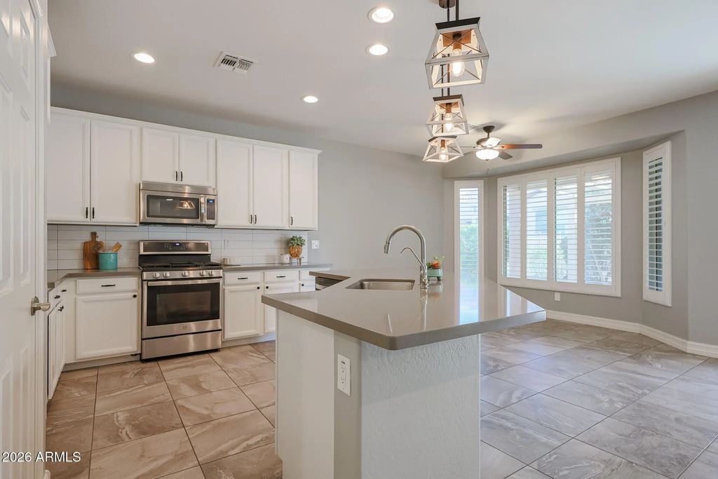 17929 W Glenhaven Drive, Goodyear