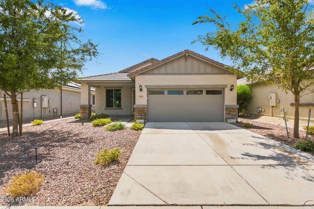 17941 W Tina Lane, Surprise