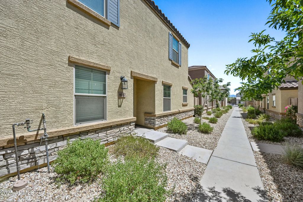 8047 W Albeniz Place, Phoenix
