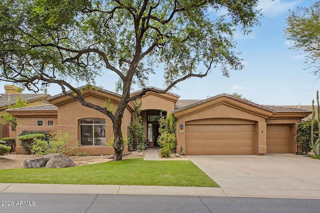 8919 E Calle Del Palo Verde, Scottsdale