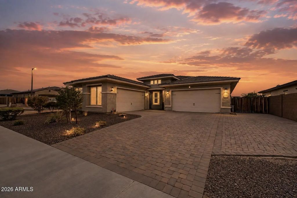 3513 S 184th Avenue, Goodyear