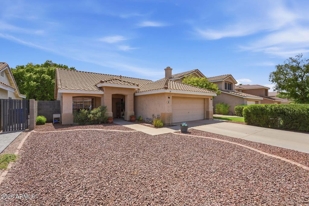981 W Hudson Way, Gilbert