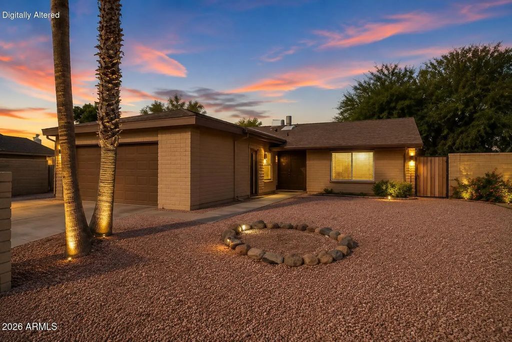 4942 W Townley Avenue, Glendale