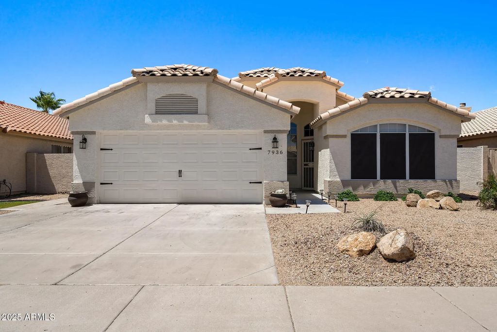 7936 W Taro Lane, Glendale