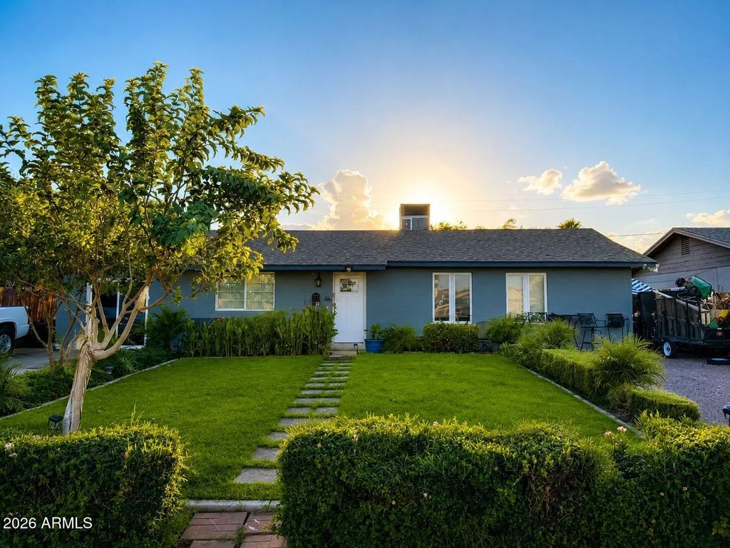 2922 N 39th Avenue W, Phoenix