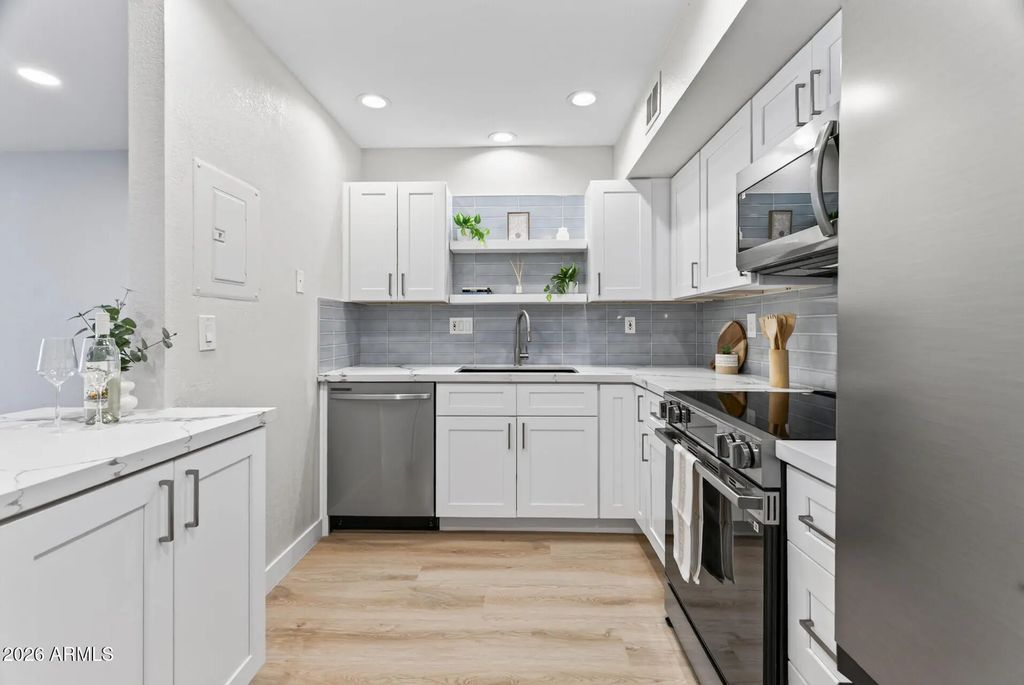 4608 W Maryland Avenue (unit 130), Glendale
