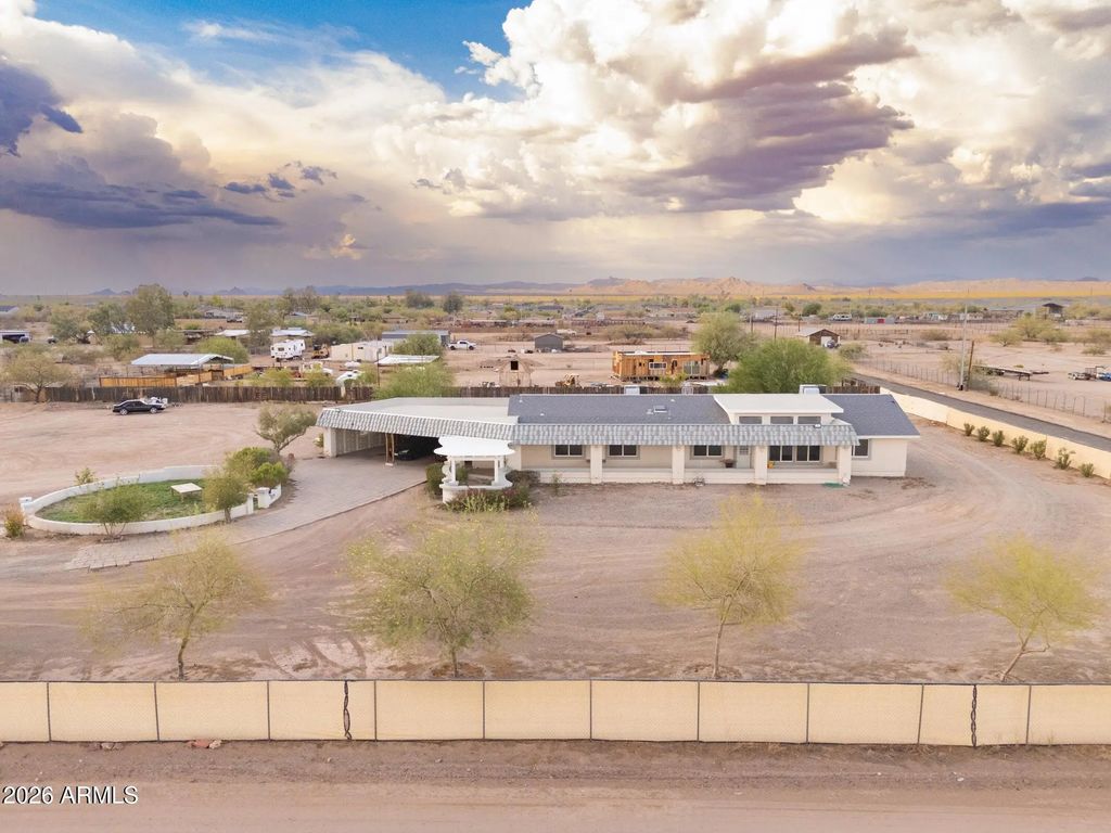 21616 W Lone Mountain Road, Wittmann