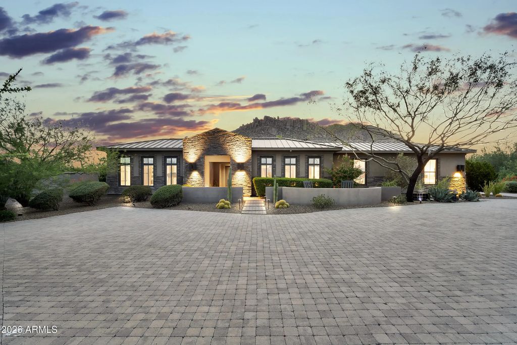11605 E Desert Holly Drive, Scottsdale