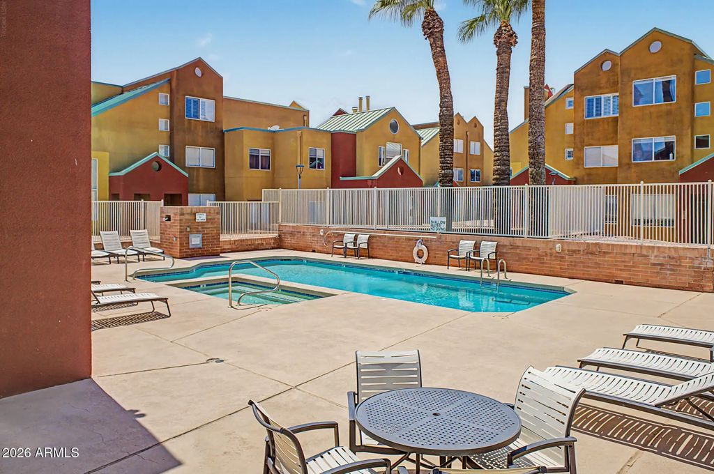 154 W 5th Street (unit 122), Tempe