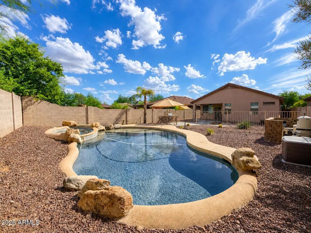 40011 N Panther Creek Court, Anthem