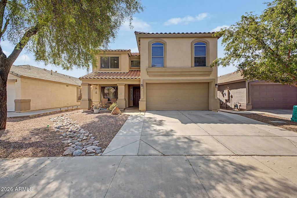 42351 W Colby Drive, Maricopa