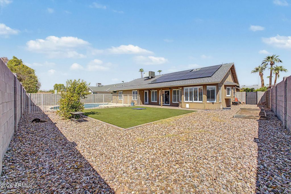 2063 W Gila Lane, Chandler