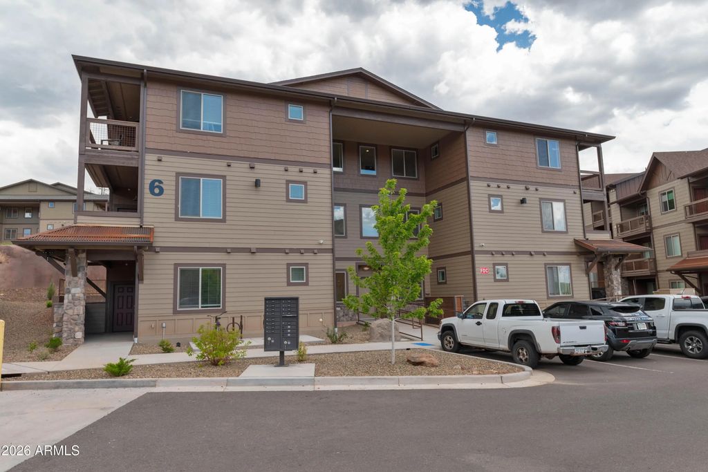 1650 E Ponderosa Parkway (unit 228), Flagstaff