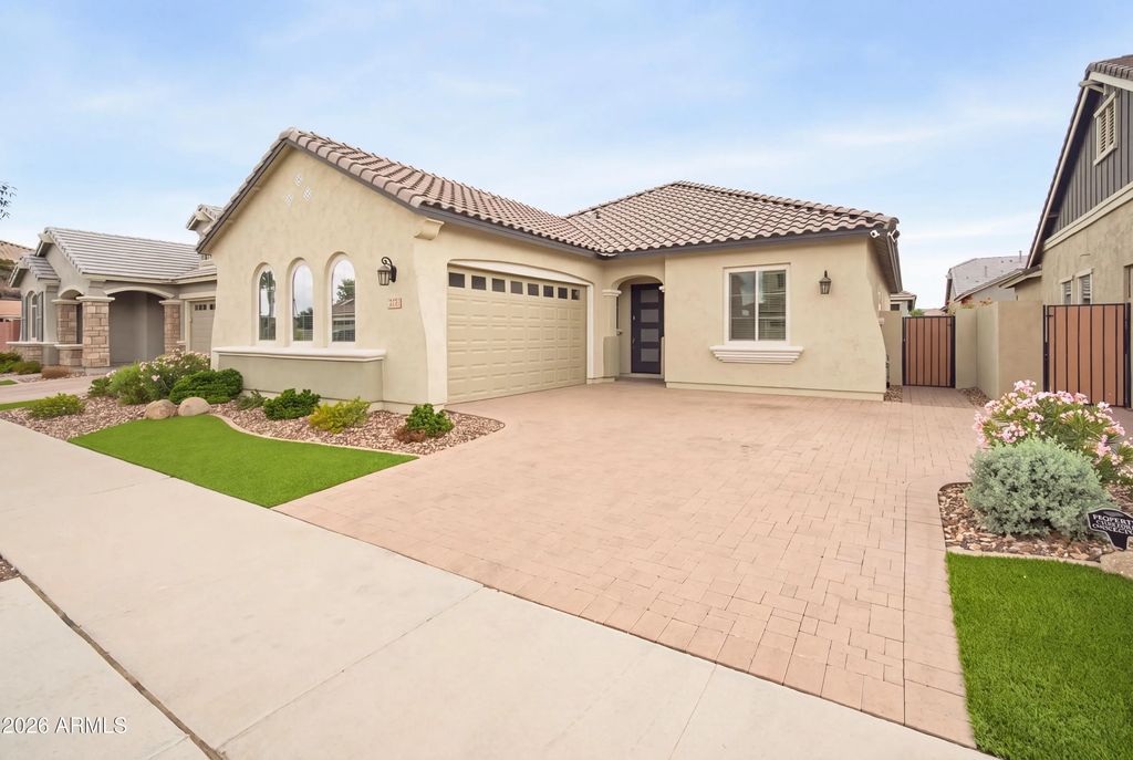 4252 E John Street, Gilbert