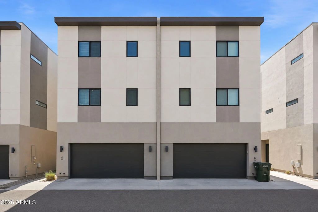 2727 E Thomas Road (unit 5), Phoenix