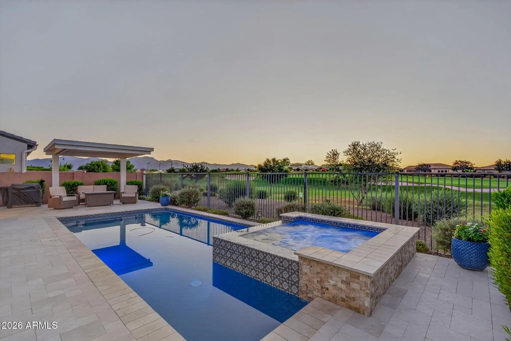 17482 W Crawfordsville Drive, Surprise
