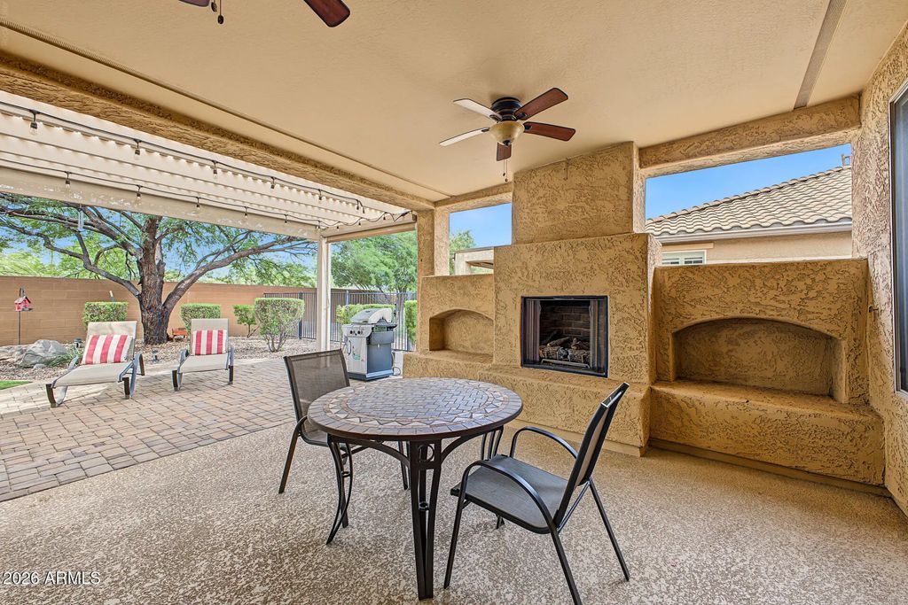 7337 W Silver Spring Way, Florence