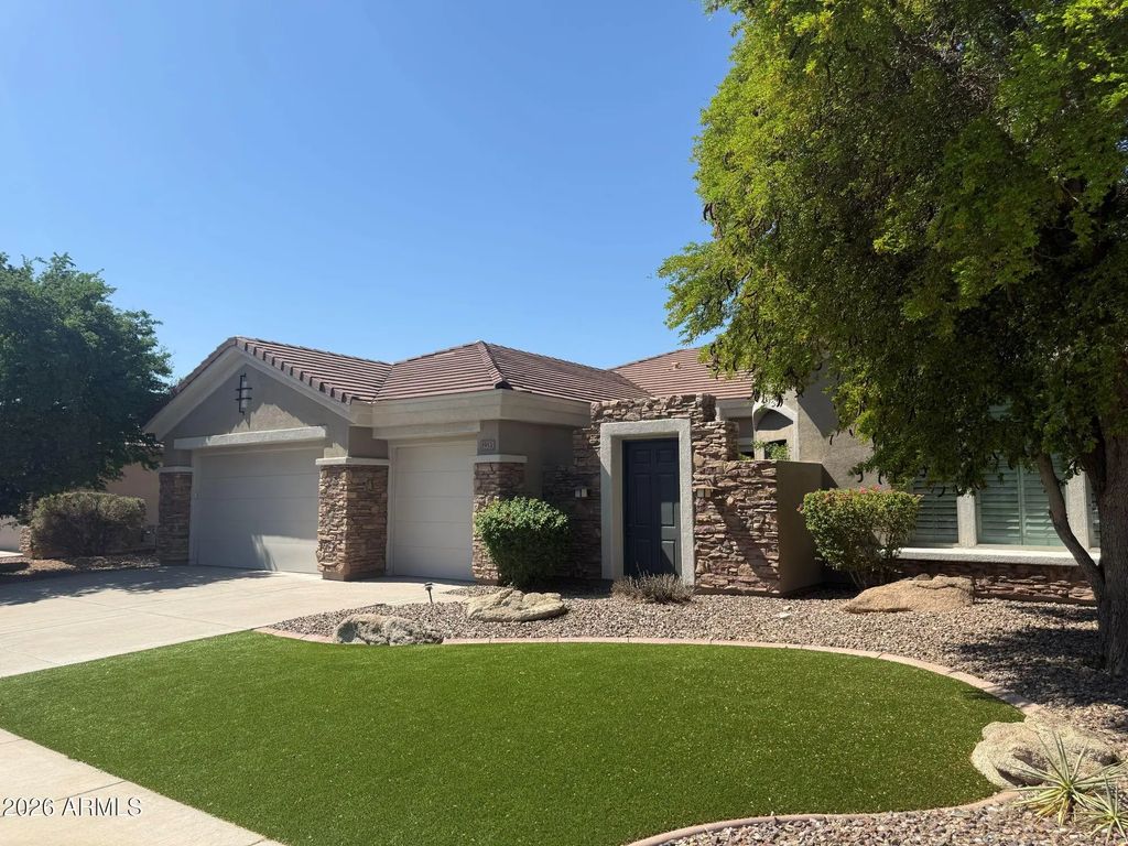 1953 W Eastman Court, Anthem