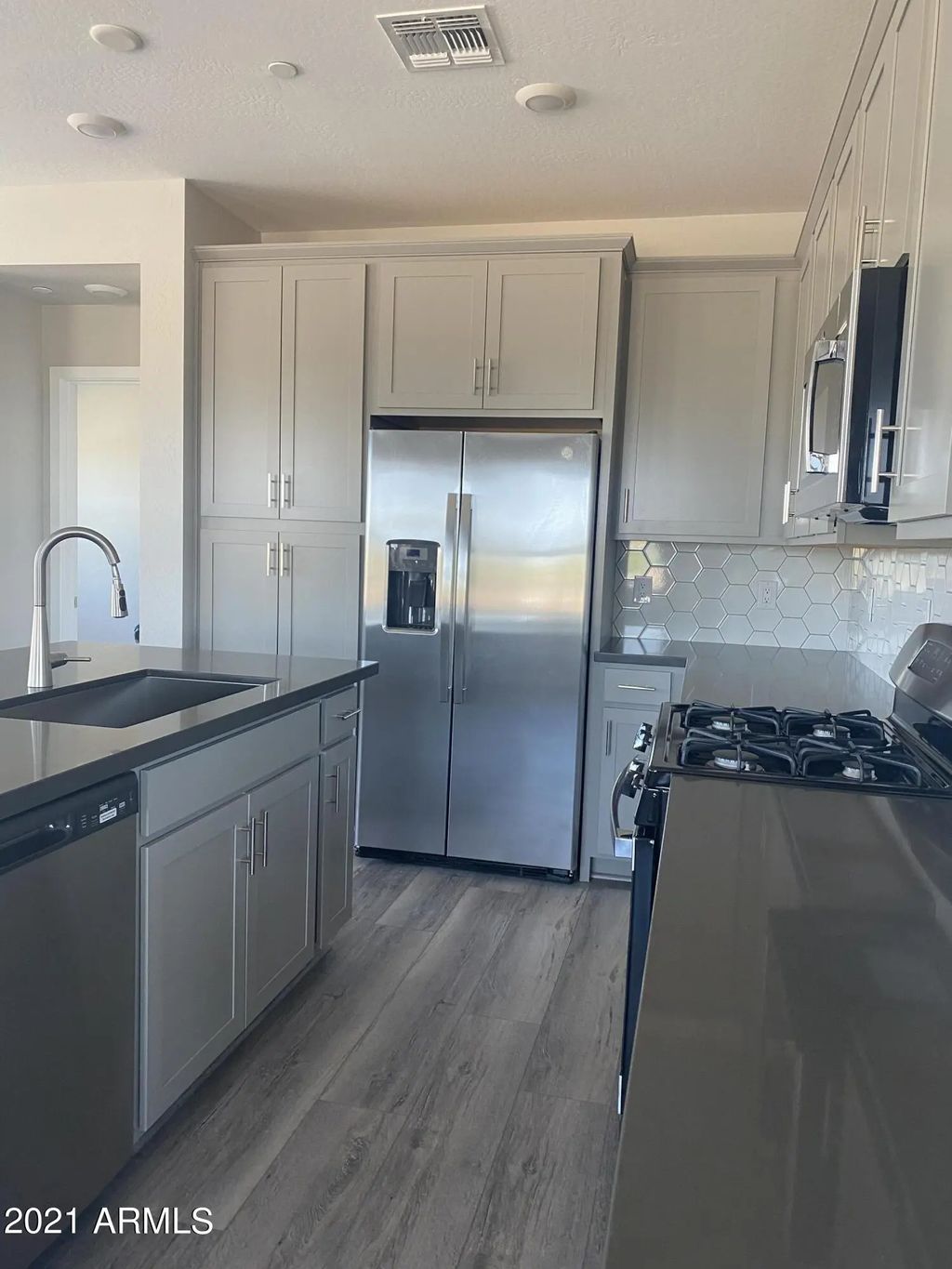 773 E Lark Street (unit 201), Gilbert