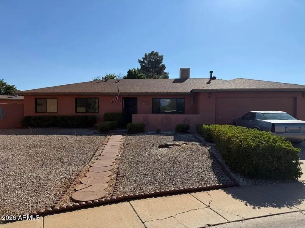 1330 Calle Estudiante, Sierra Vista