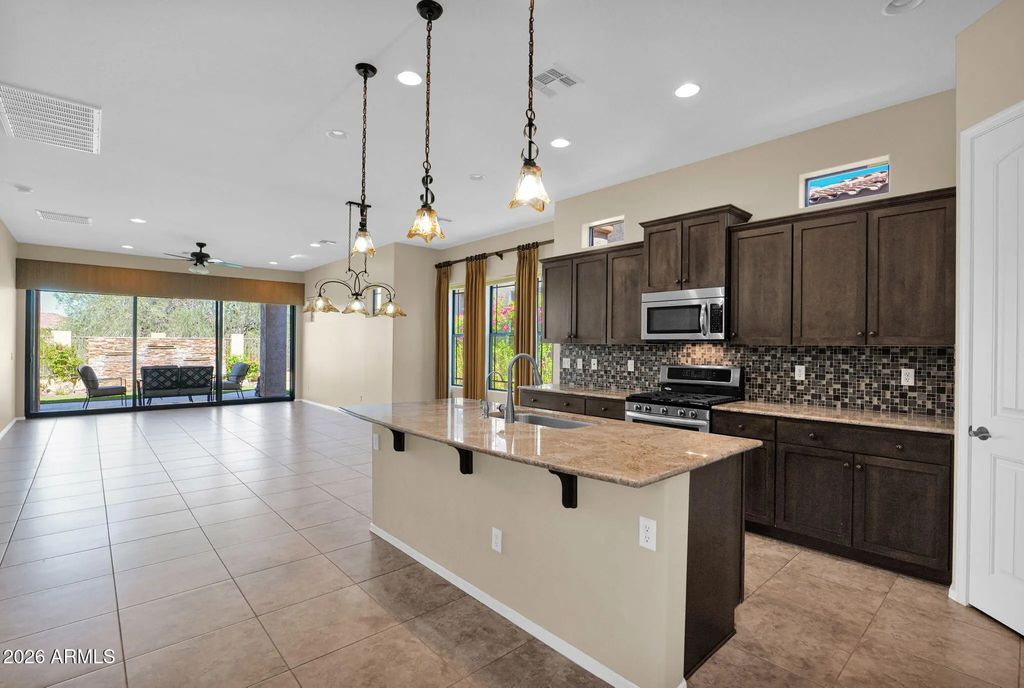 1848 N Red Cliff, Mesa
