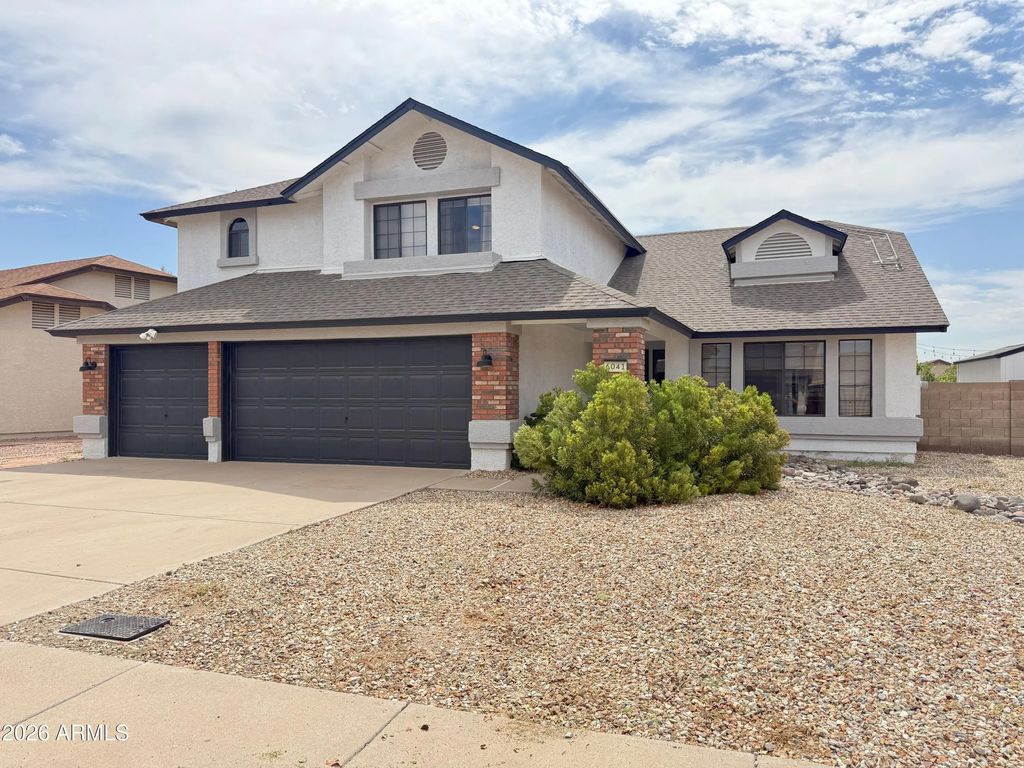 6041 W Villa Maria Drive, Glendale