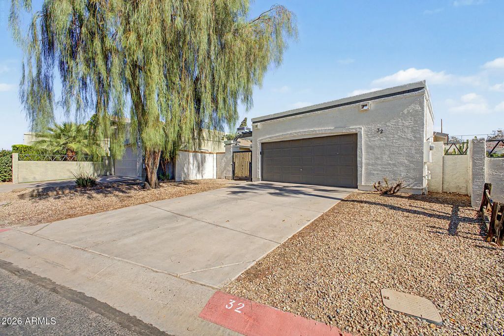619 E Jensen Street (unit 32), Mesa