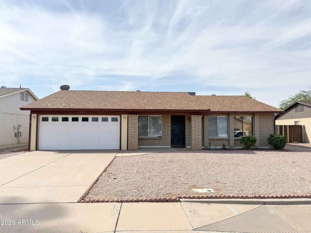 2601 E Hopi Avenue, Mesa