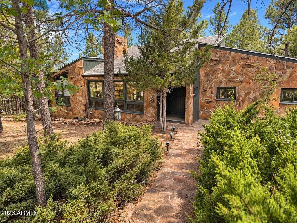 1801 N Fox Hill Road, Flagstaff