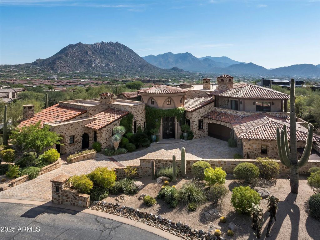 10199 E Cavedale Drive, Scottsdale