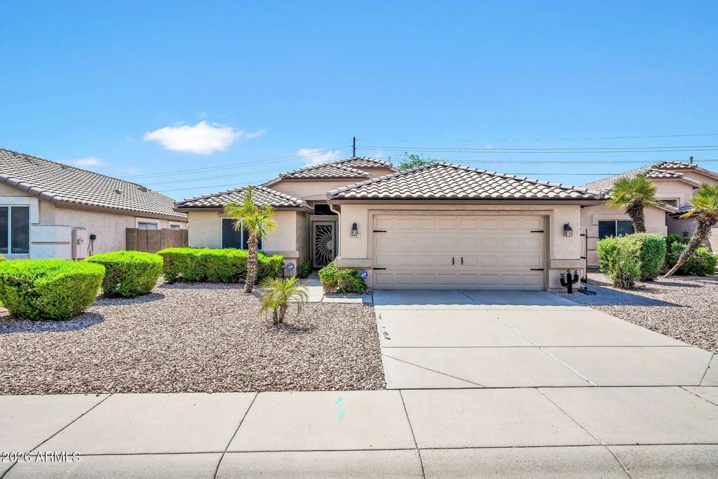 10817 W Almeria Road, Avondale