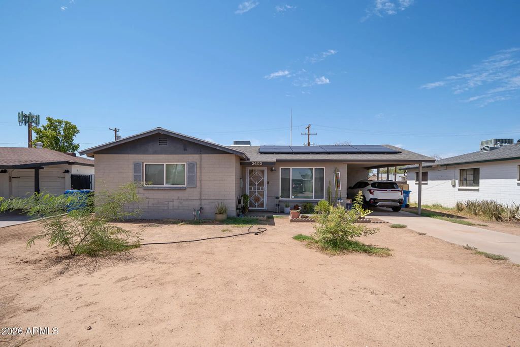 2402 N 36th Place, Phoenix