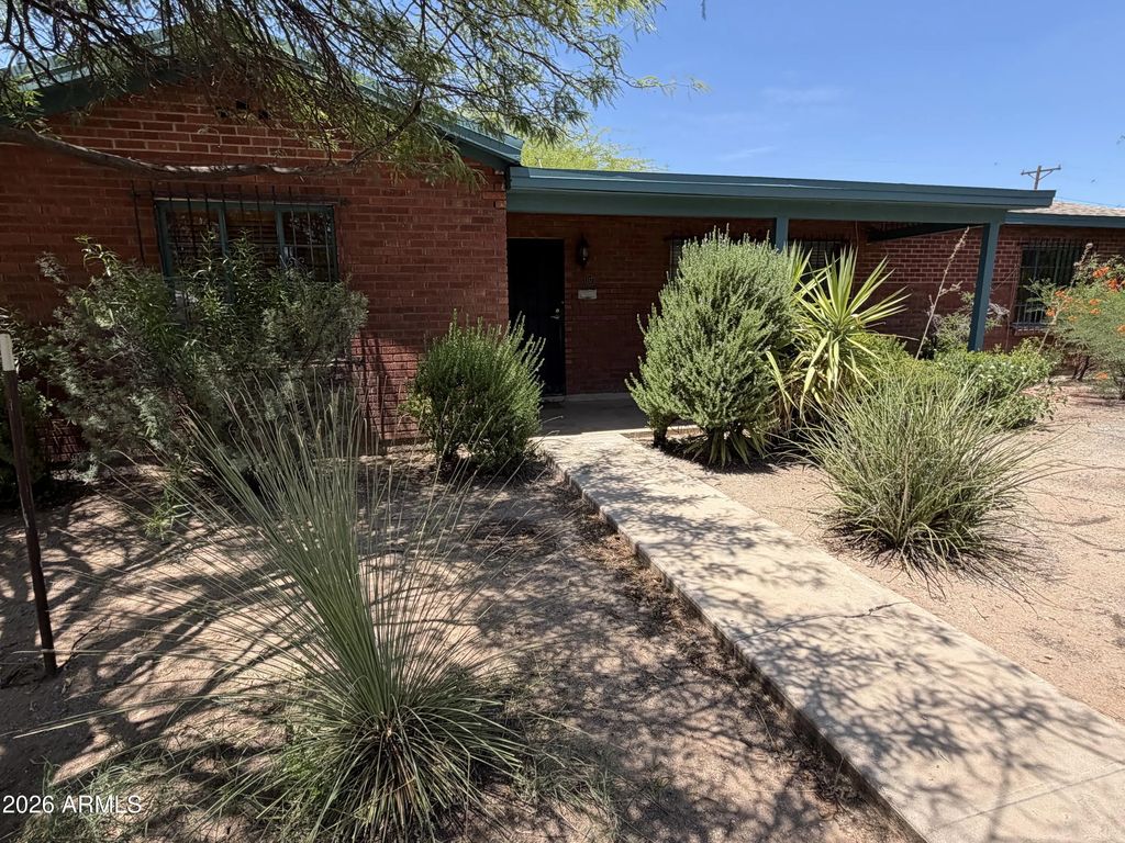 117 N Sawtelle Avenue, Tucson