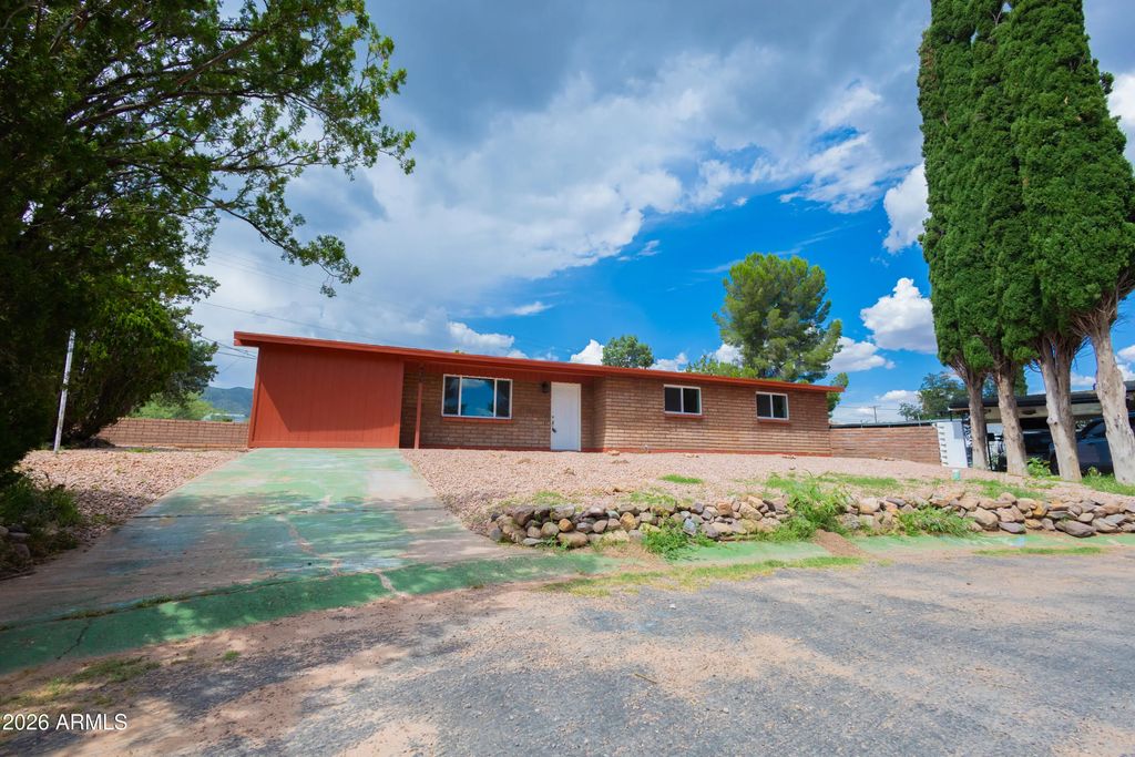 436 Crestview Place, Bisbee
