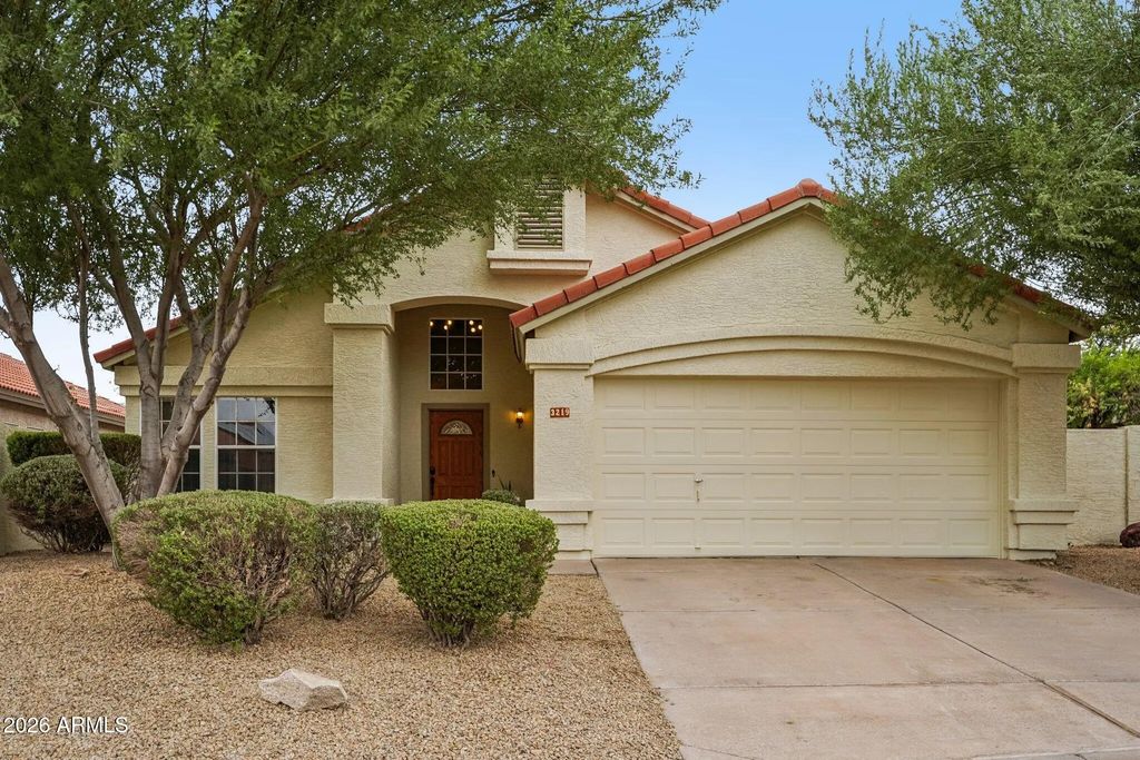 3219 E Wildwood Drive, Phoenix